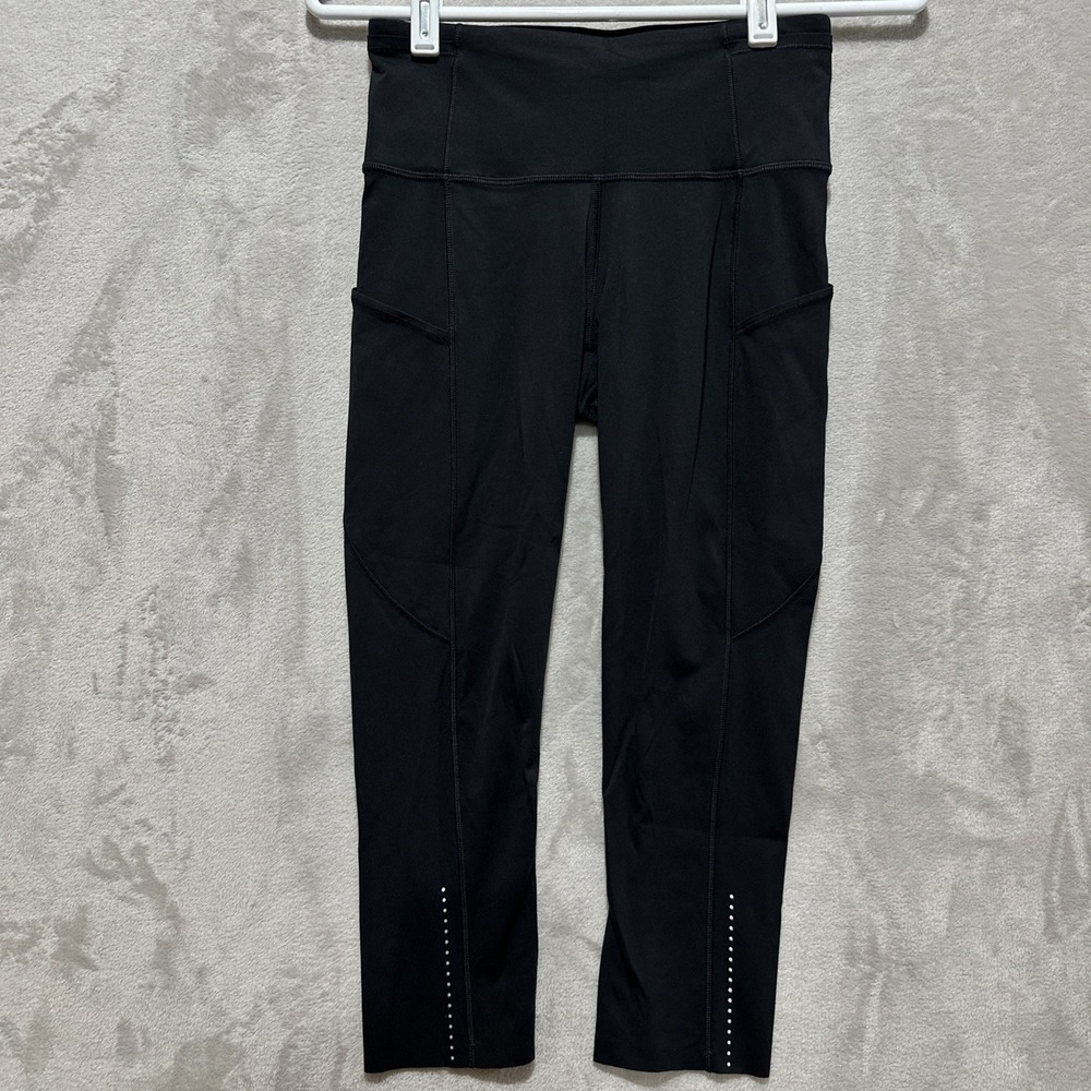 Lululemon Fast Free Black Crop *Nulux 19" Woman's Size 4‎